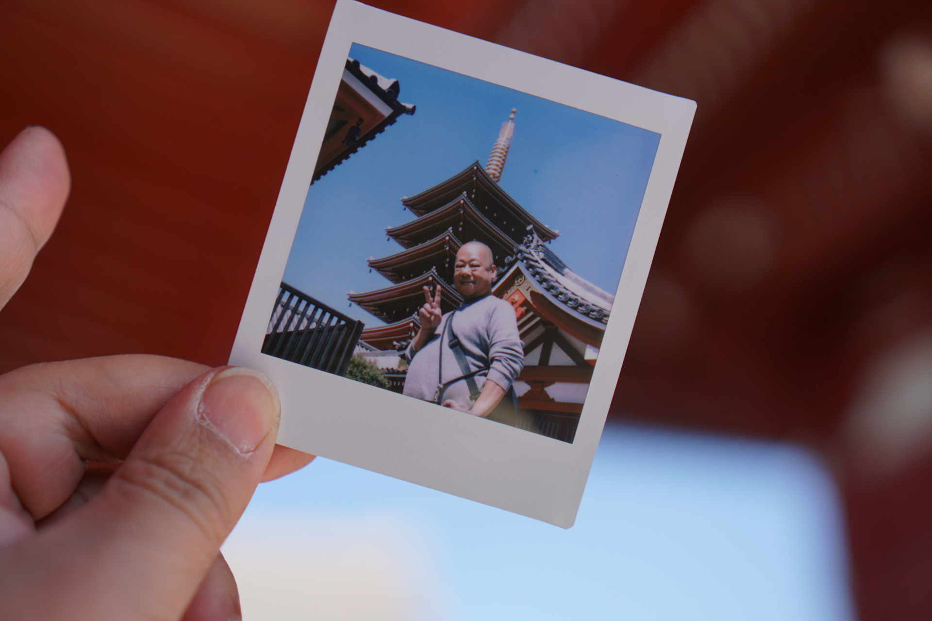 昔の写真をデータ化する方法は?色あせの扱いと料金の目安